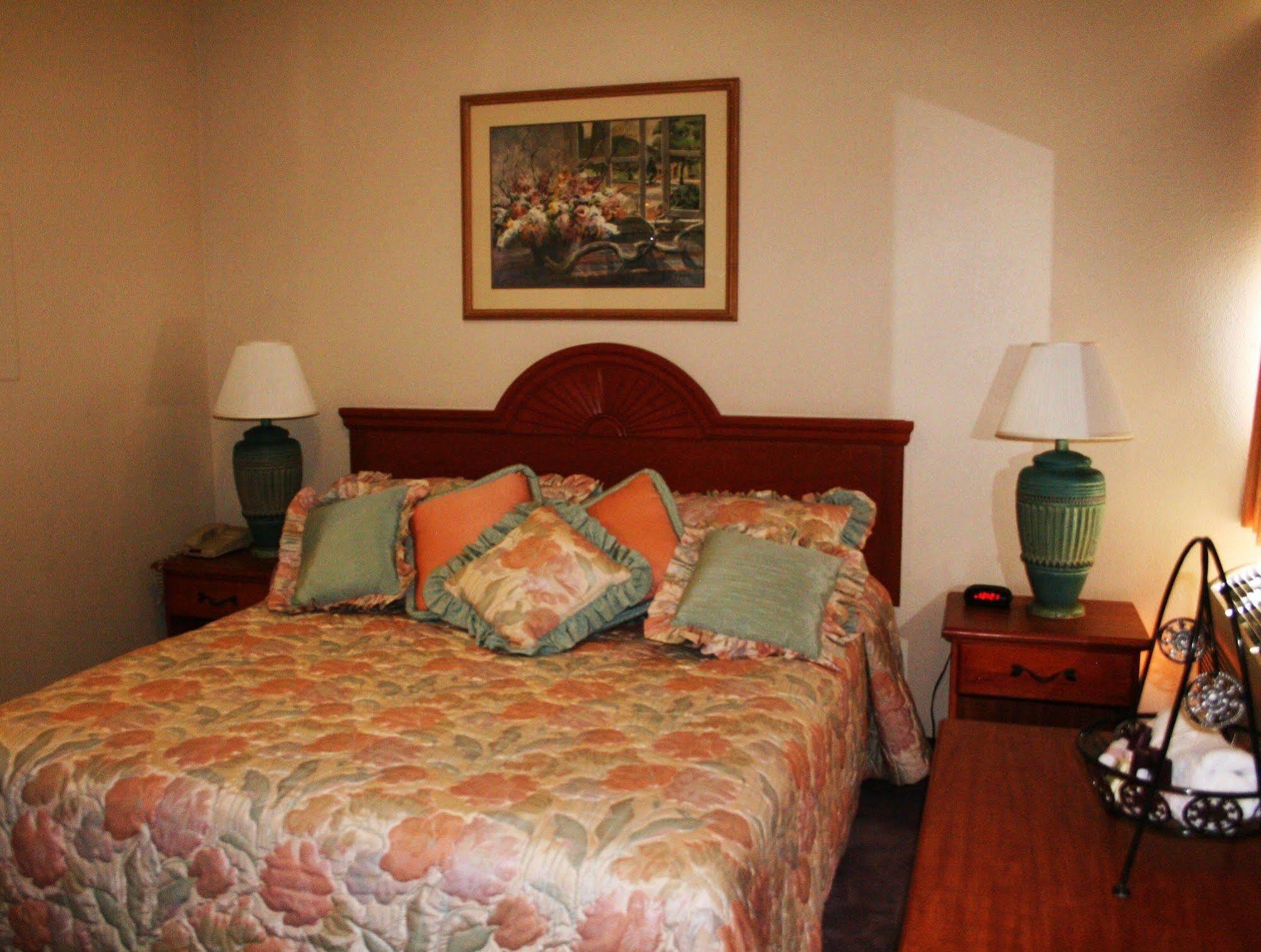 Carson City Plaza Hotel Екстериор снимка